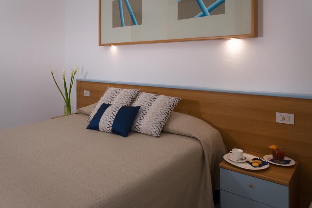 Hotel I Ginepri Marina di Castagneto Carducci Dış mekan fotoğraf
